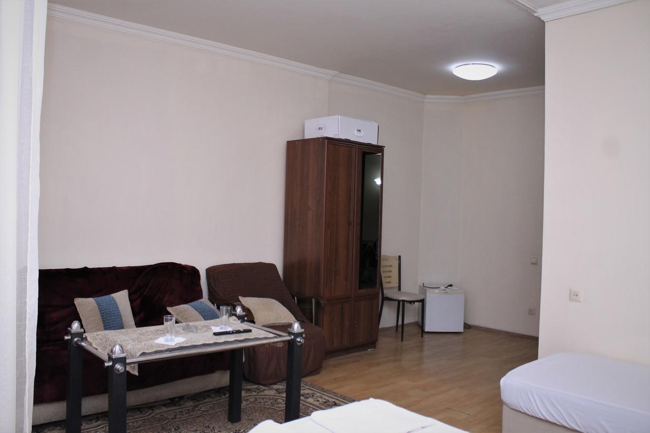 Hotel Hayat Батуми Экстерьер фото
