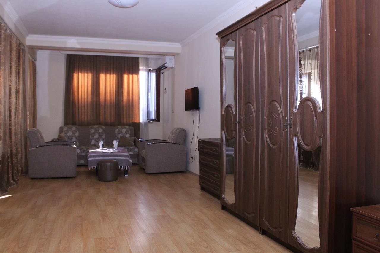 Hotel Hayat Батуми Экстерьер фото