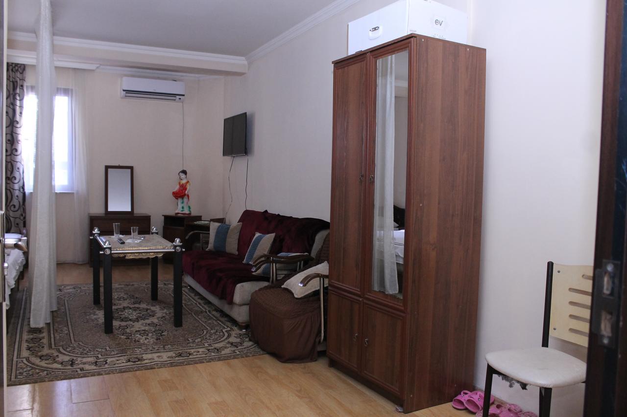 Hotel Hayat Батуми Экстерьер фото