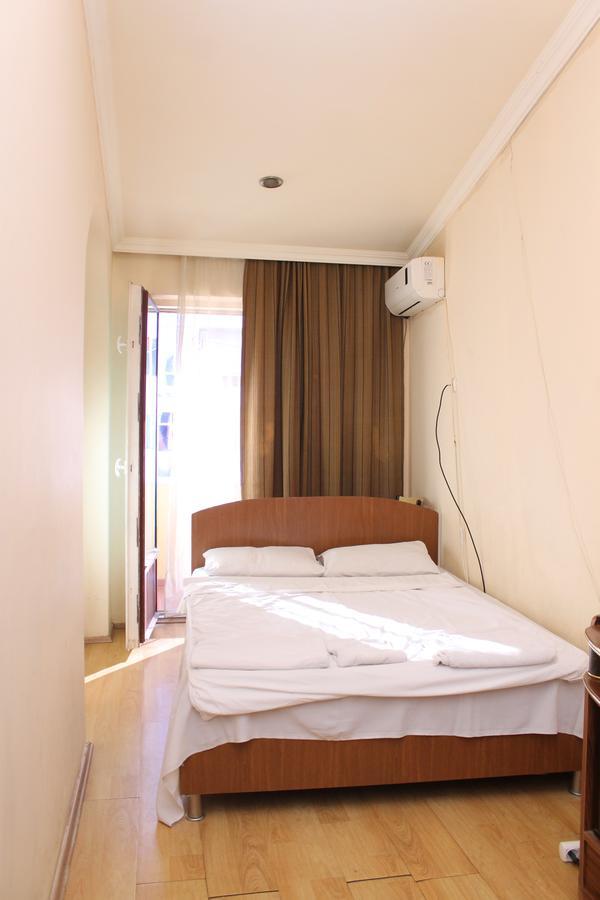 Hotel Hayat Батуми Экстерьер фото